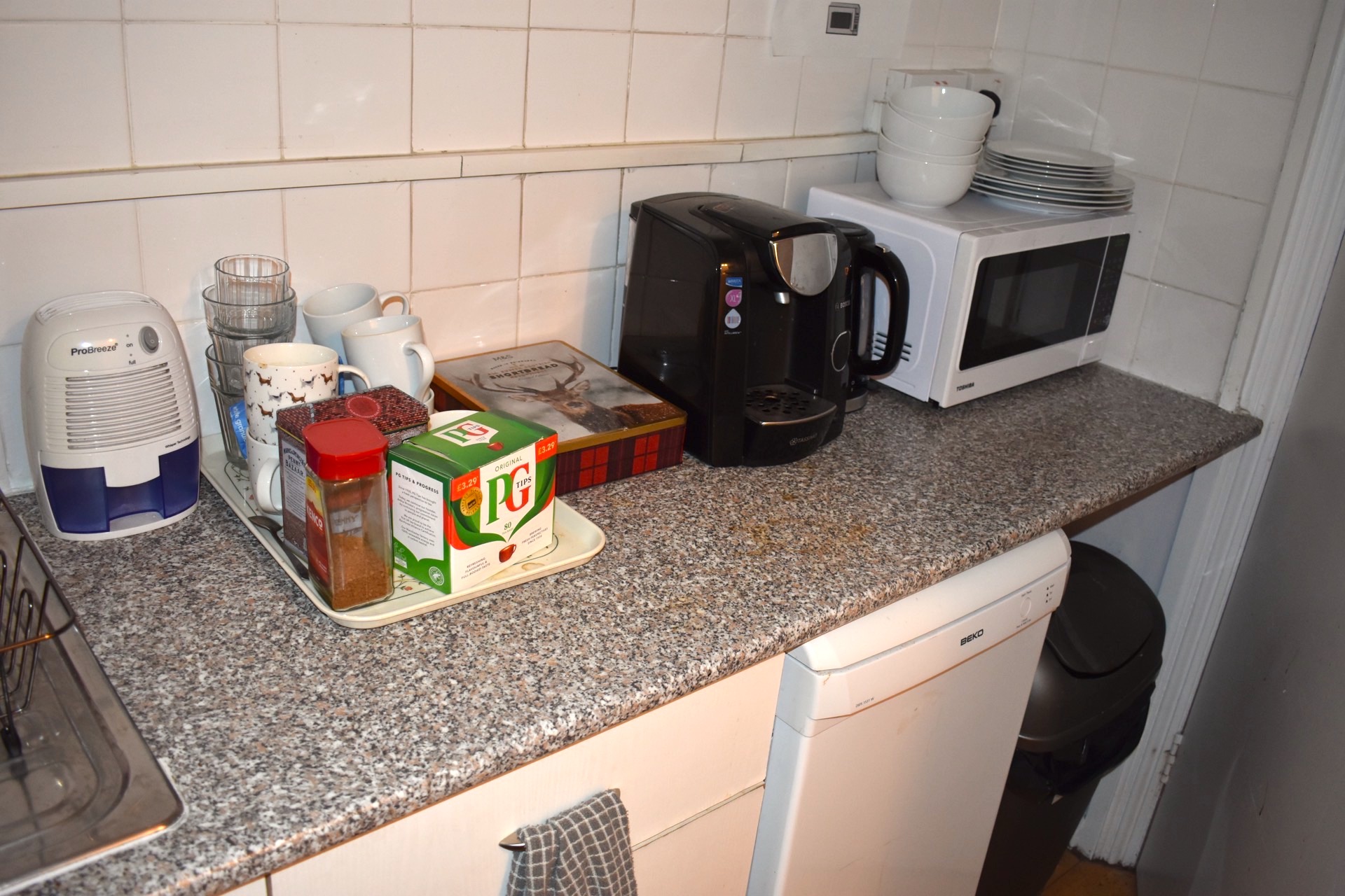 Whole Centre - View 2