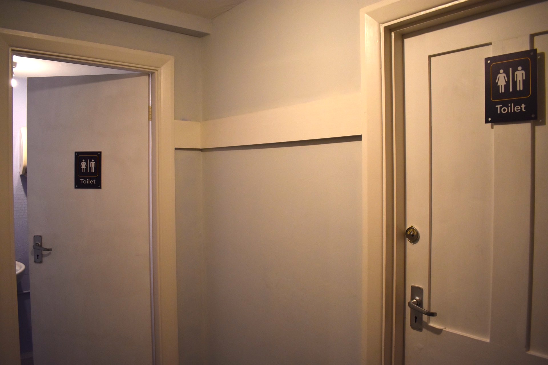 Whole Centre - View 4